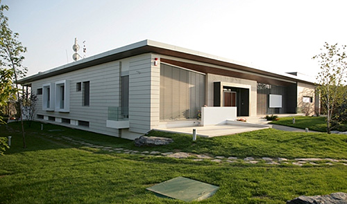 Ventilated façade for houses/villas